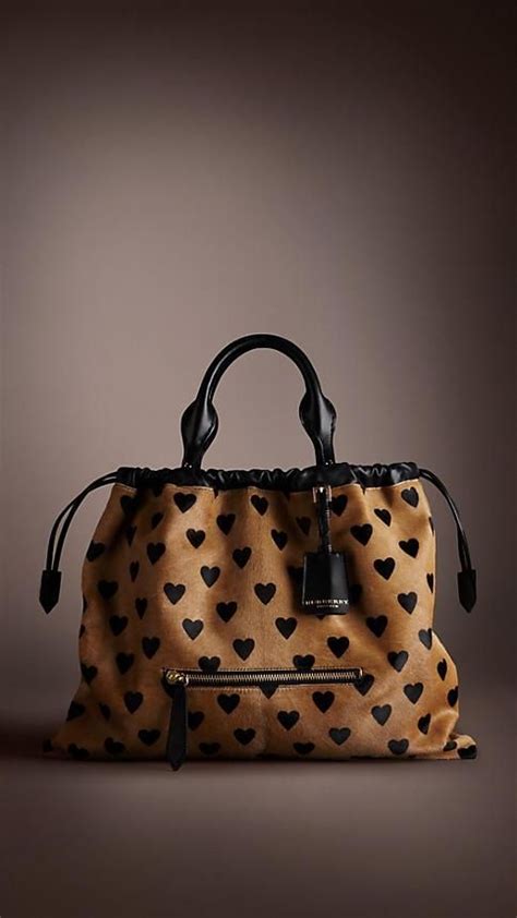 burberry borsa heart crush|burberry handbags sale.